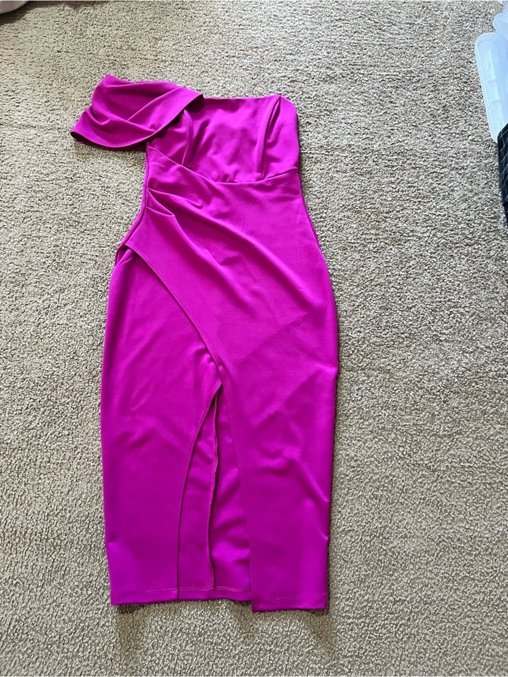 Fashion Nova One-Shoulder Magenta Midi Dress